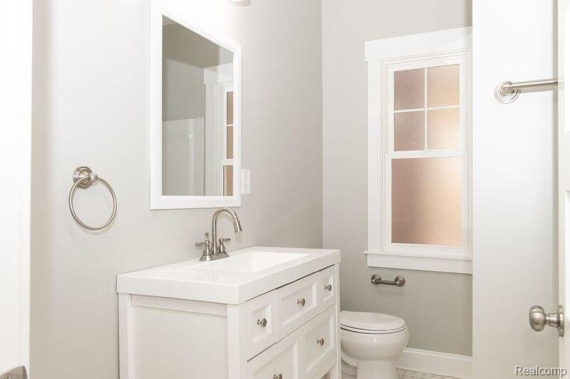2225 Lothrop Detroit, MI 48206 - Photo 20 of 26 20.jpg