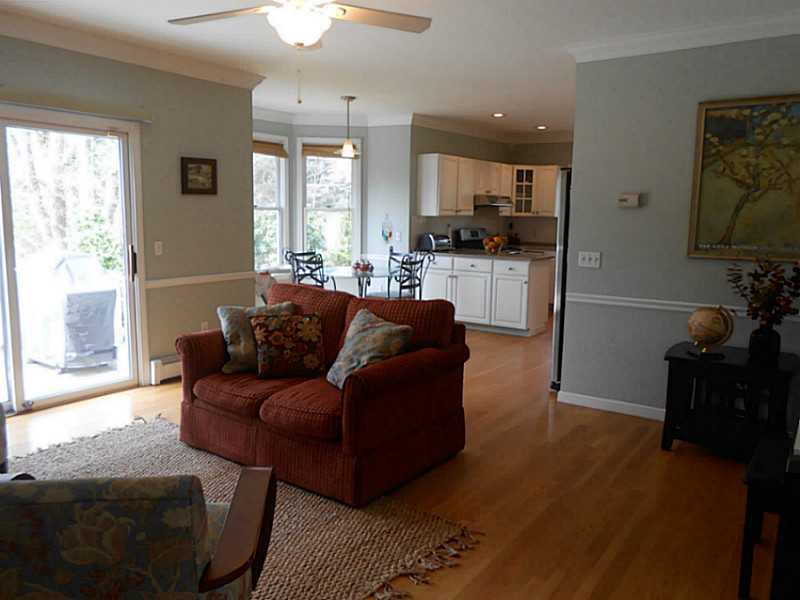 60 Mason Road Barrington, RI 02806 - Photo 9 of 24 Den/Family/Great Room.