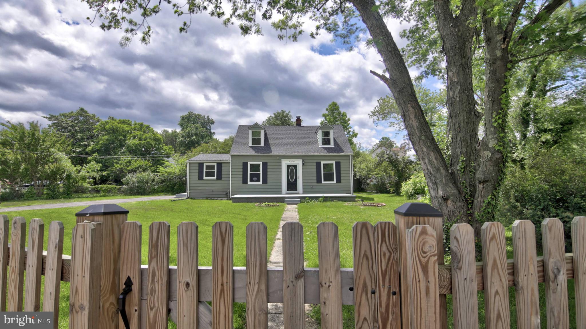 4709 Beauford Road Morningside, MD 20746 - Photo 3 of 28 Wonderfully Situated on a Large Newly Fenced Lot