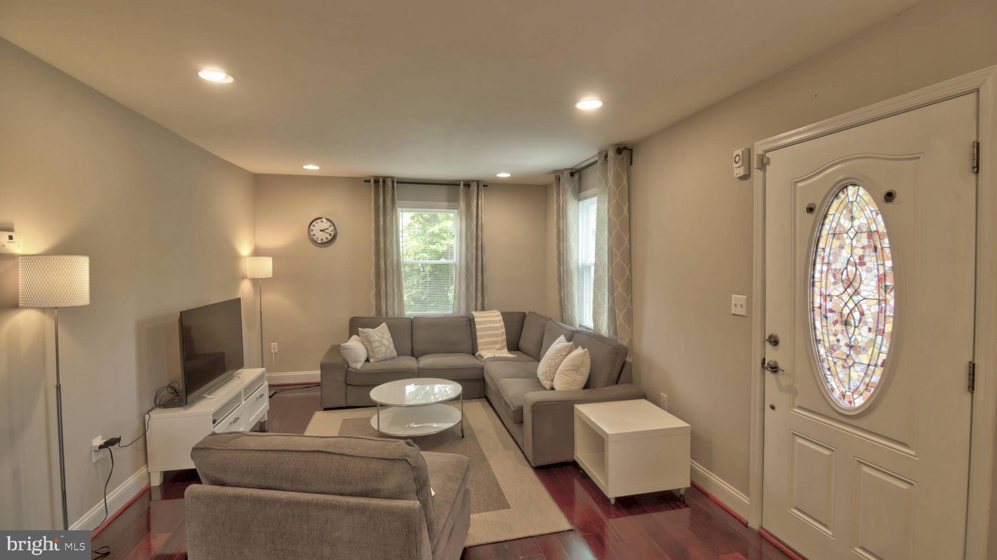 4709 Beauford Road Morningside, MD 20746 - Photo 6 of 28 Gleaming Hardwood Floors