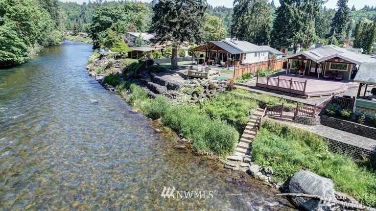 13003 Southeast 151st Street Renton, WA 98058 - Photo 1 of 16 Gallery Image 1