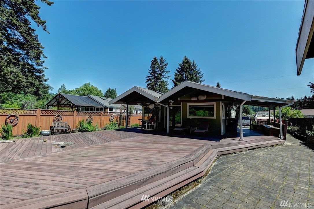 13003 Southeast 151st Street Renton, WA 98058 - Photo 2 of 16 Gallery Image 2
