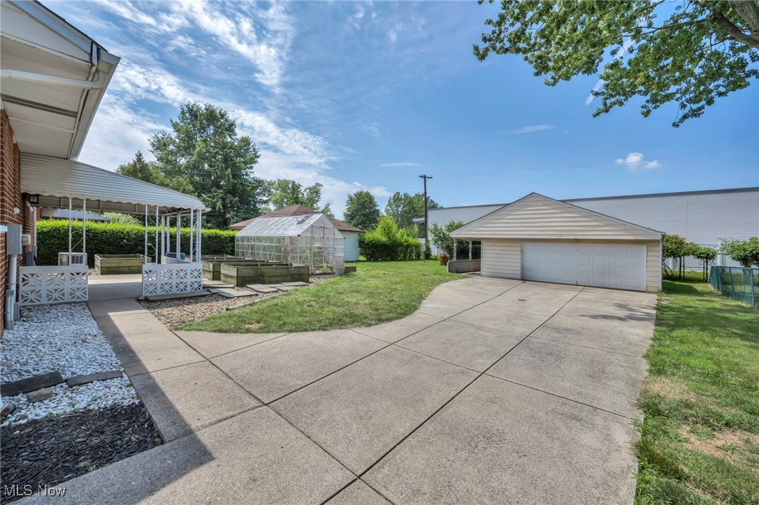 6988 Maplewood Road Parma Heights, OH 44130 - Photo 45 of 48