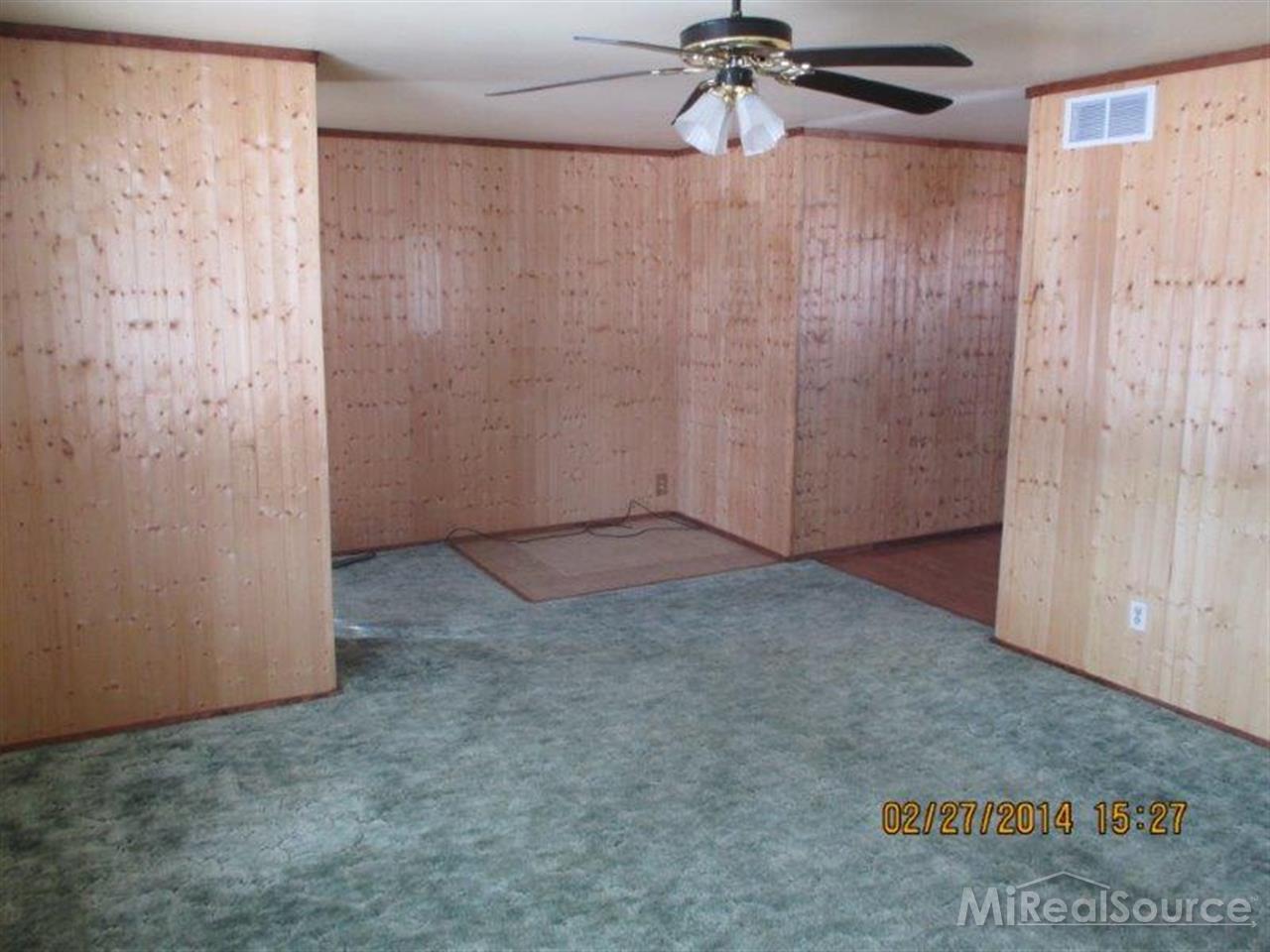 5588 West Marlette Road Marlette, MI 48453 - Photo 12 of 12 31183106-11.JPG