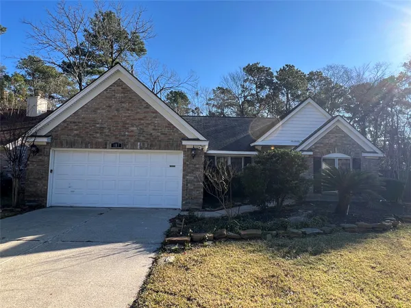 $2,250 | 187 Sandpebble Drive, The Woodlands, TX 77381