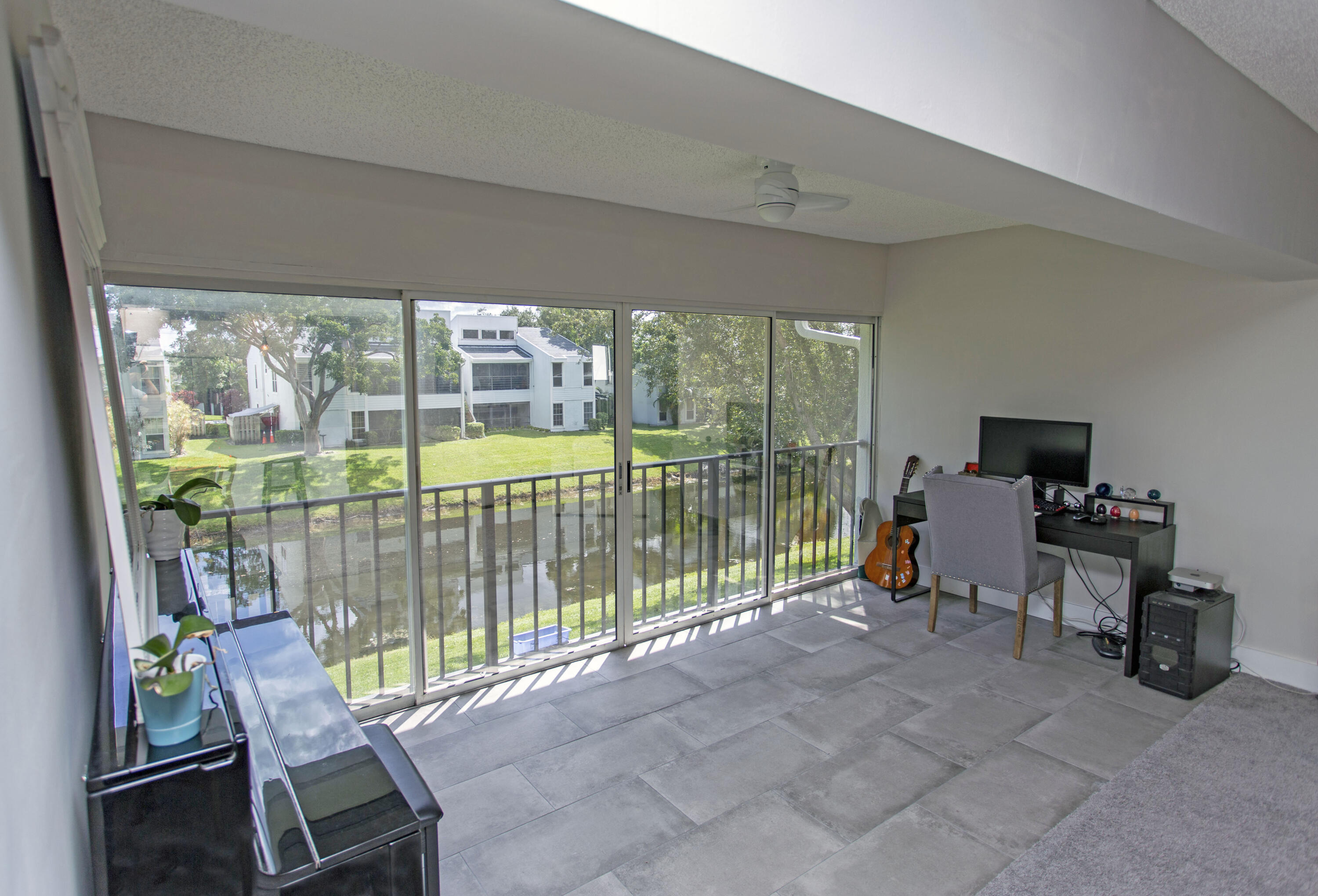 6221 Old Court Road, Unit 207 Boca Raton, FL 33433 - Photo 16 of 17 Open Porch