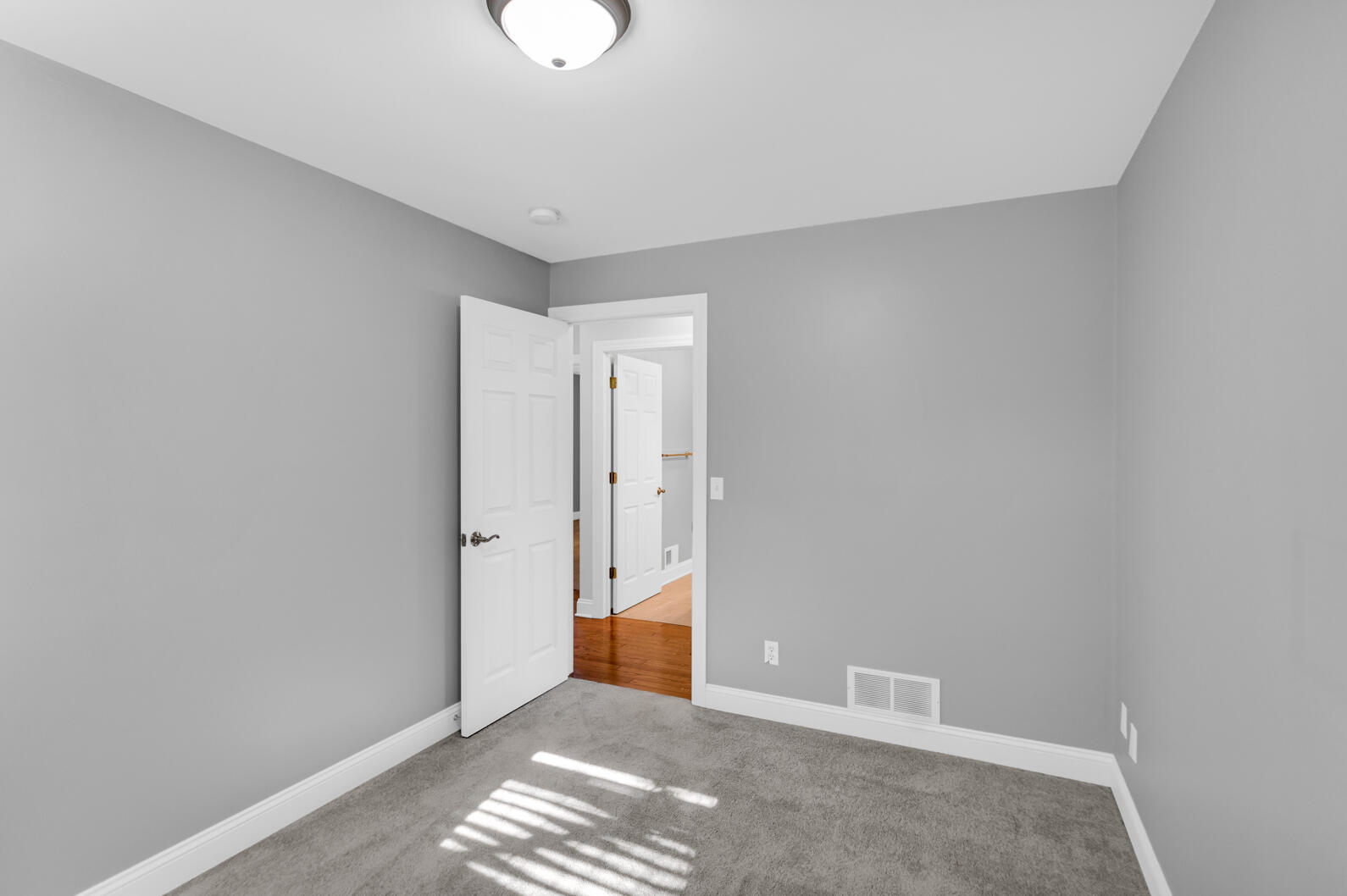 4880 Slayton Road Jackson, MI 49201 - Photo 20 of 43 0N0A4048