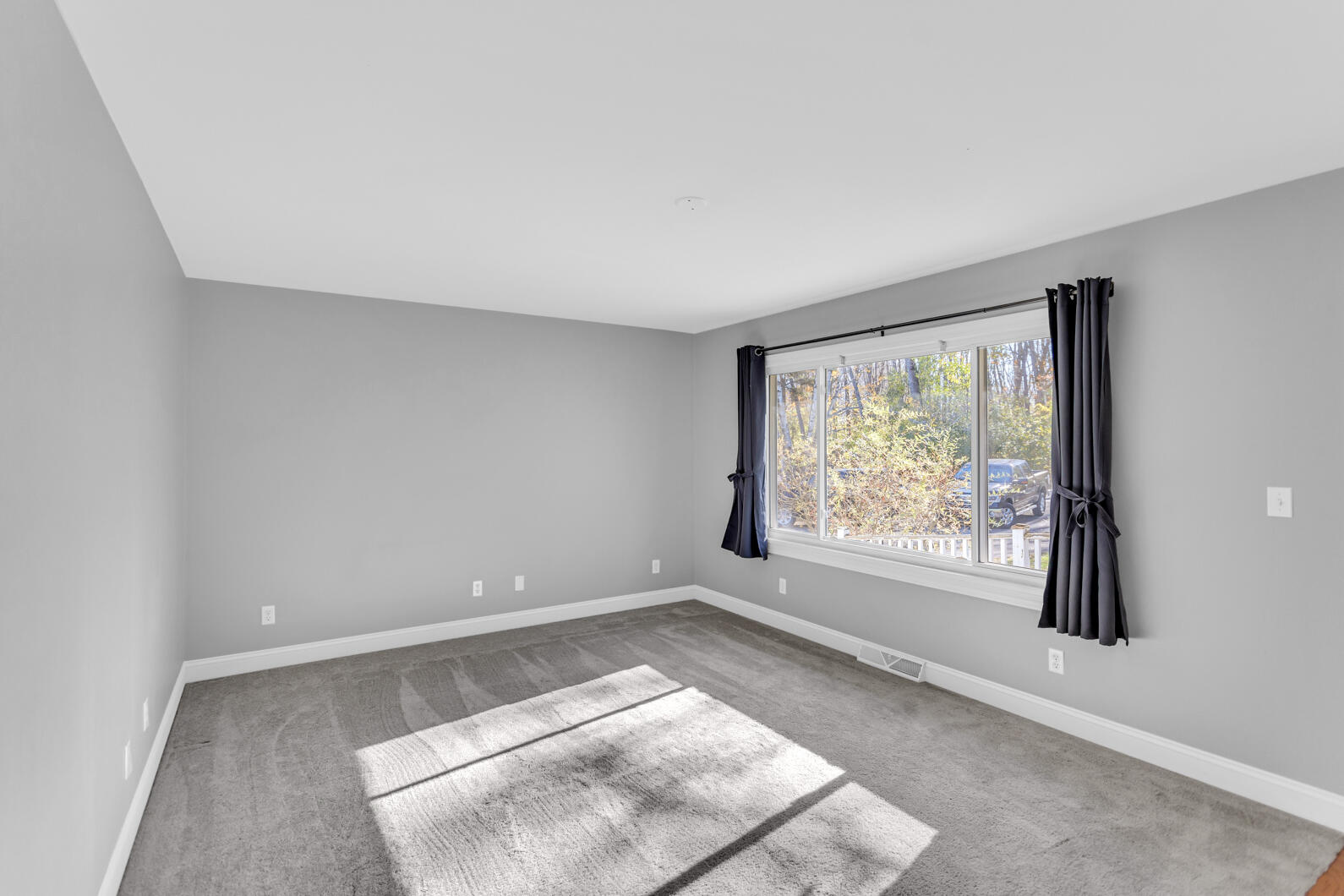 4880 Slayton Road Jackson, MI 49201 - Photo 3 of 43 0N0A4030