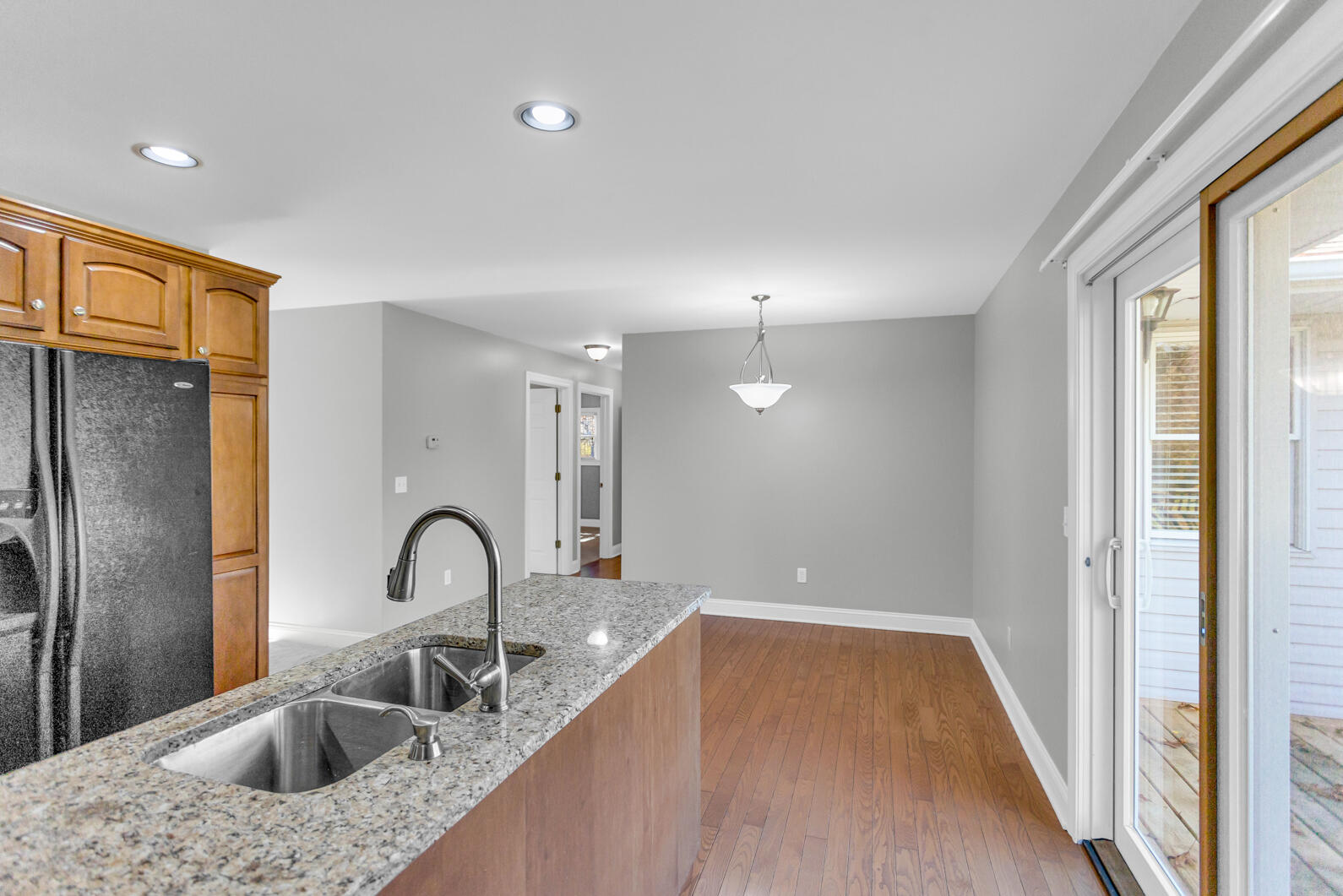 4880 Slayton Road Jackson, MI 49201 - Photo 8 of 43 0N0A4111