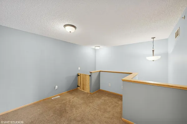 $225,000 | 19622 Escalade Way, Unit 1007, Farmington, MN 55024