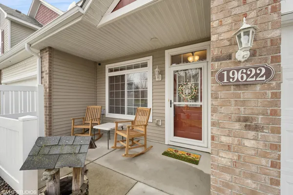 $225,000 | 19622 Escalade Way, Unit 1007, Farmington, MN 55024