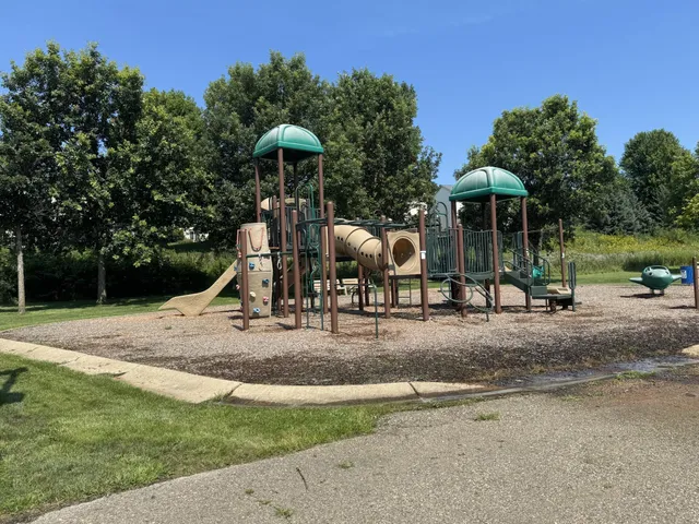 $225,000 | 19622 Escalade Way, Unit 1007, Farmington, MN 55024