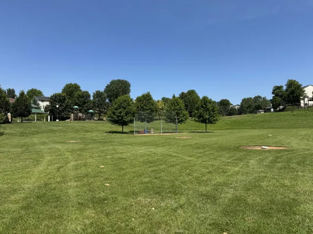 $225,000 | 19622 Escalade Way, Unit 1007, Farmington, MN 55024