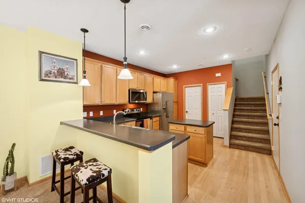 $225,000 | 19622 Escalade Way, Unit 1007, Farmington, MN 55024