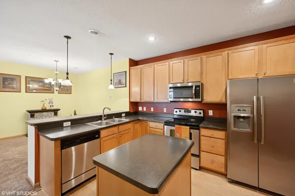 $225,000 | 19622 Escalade Way, Unit 1007, Farmington, MN 55024