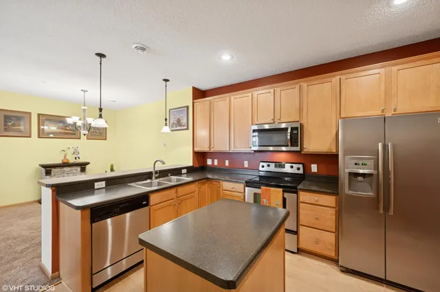 $225,000 | 19622 Escalade Way, Unit 1007, Farmington, MN 55024