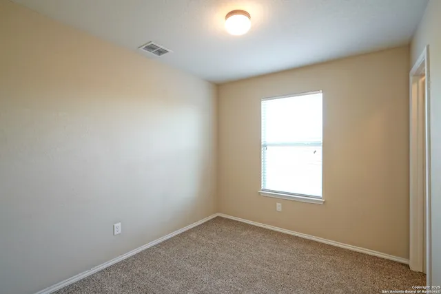 $1,800 | 3726 Coyote Creek, Schertz, TX 78154