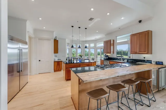 $4,500,000 | 150 Old Vine Lane, Windsor, CA 95492