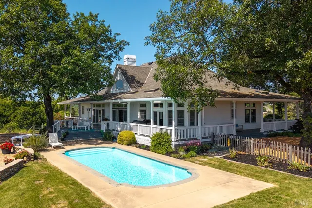 $4,500,000 | 150 Old Vine Lane, Windsor, CA 95492