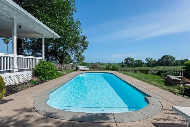 $4,500,000 | 150 Old Vine Lane, Windsor, CA 95492