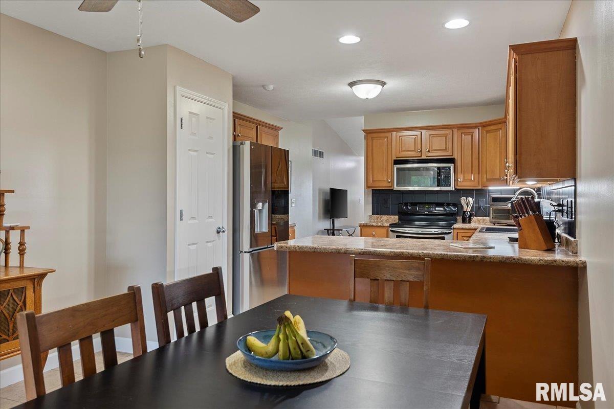 5402 Biltmore Drive Springfield, IL 62711 - Photo 13 of 40