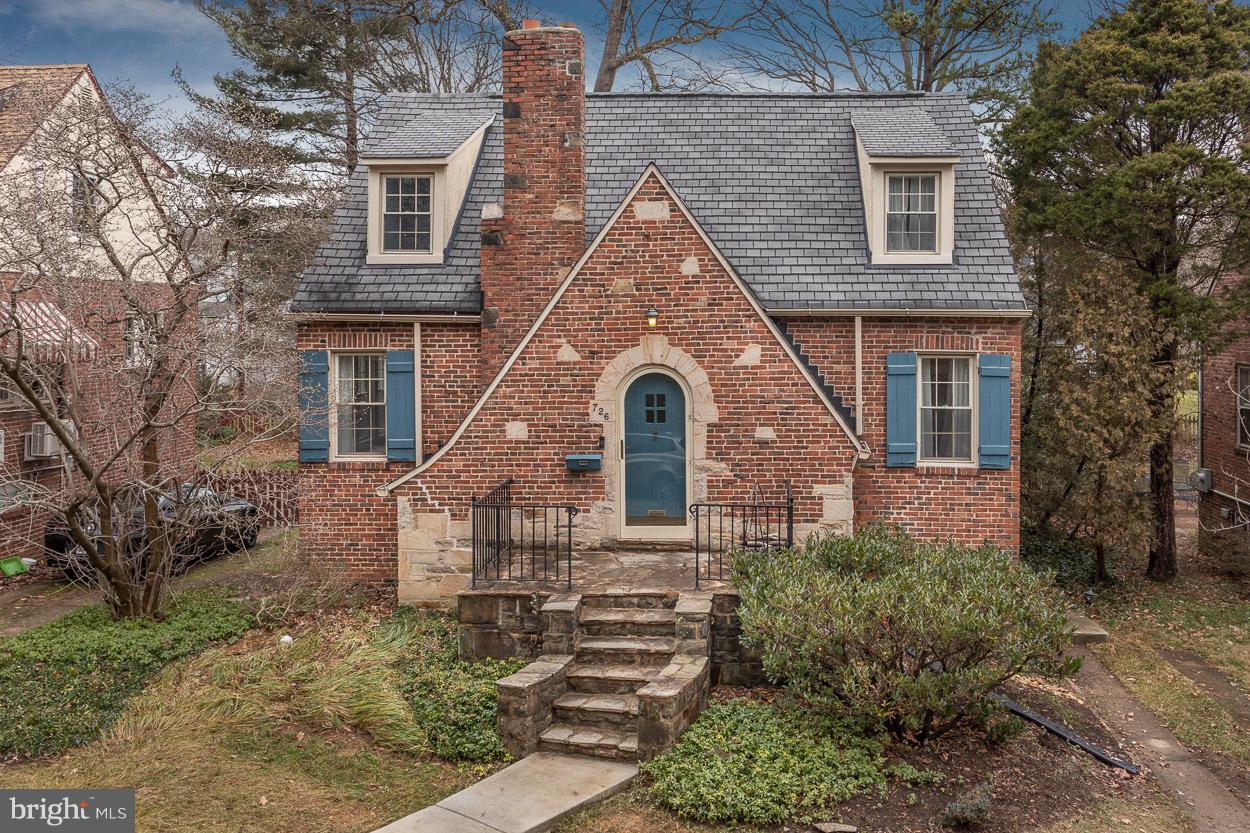 726 Anneslie Road Baltimore, MD 21212 - Photo 1 of 45 Welcome to 726 Anneslie Rd, where charm abounds...