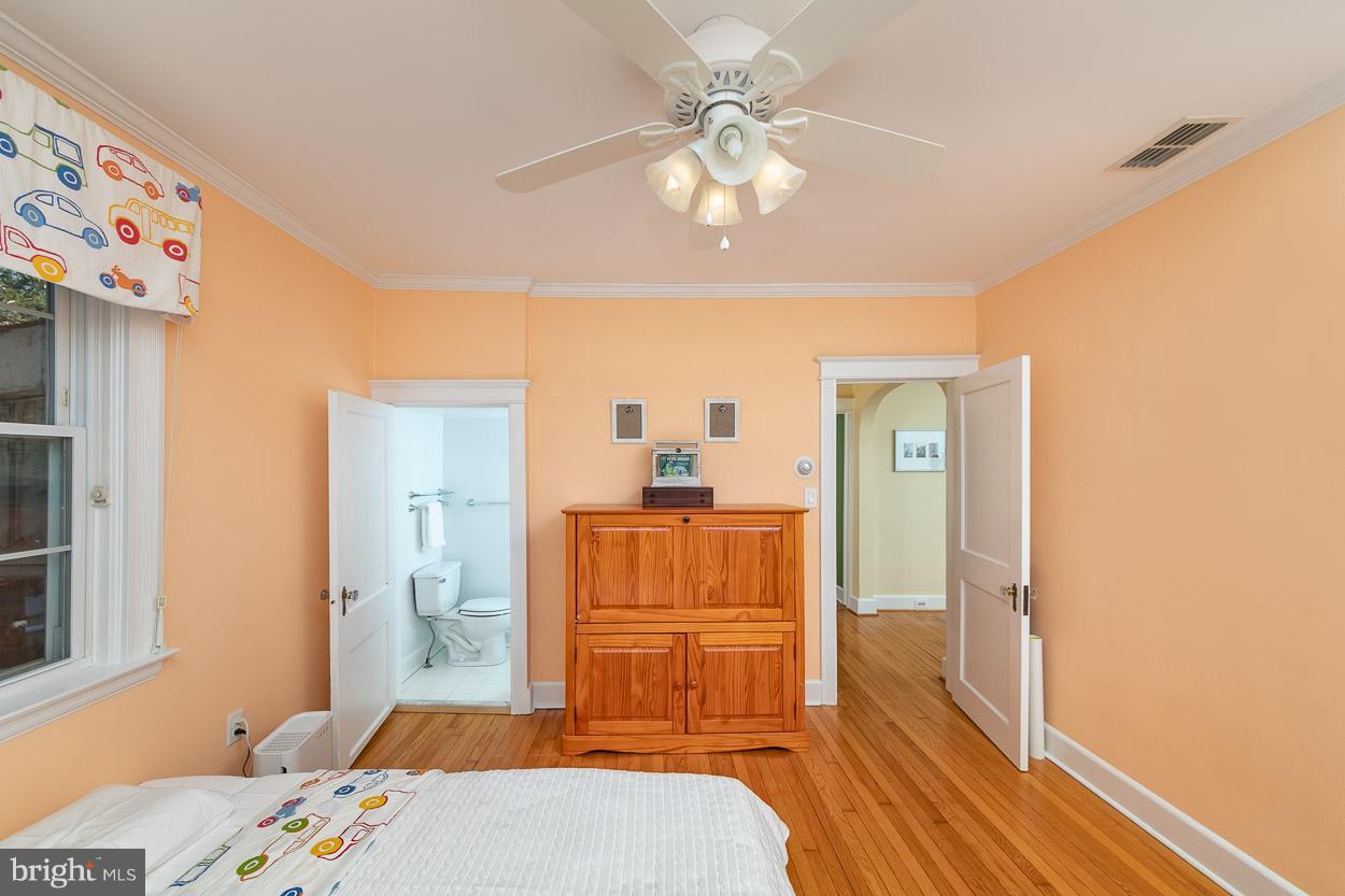 726 Anneslie Road Baltimore, MD 21212 - Photo 17 of 45 Great option for master suite.