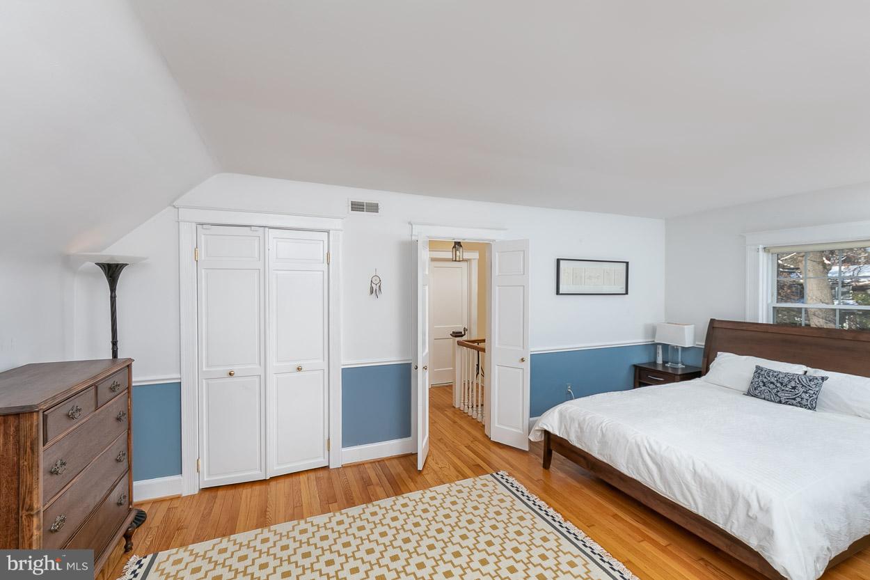 726 Anneslie Road Baltimore, MD 21212 - Photo 21 of 45 The largest bedroom has ample walk-in closet.