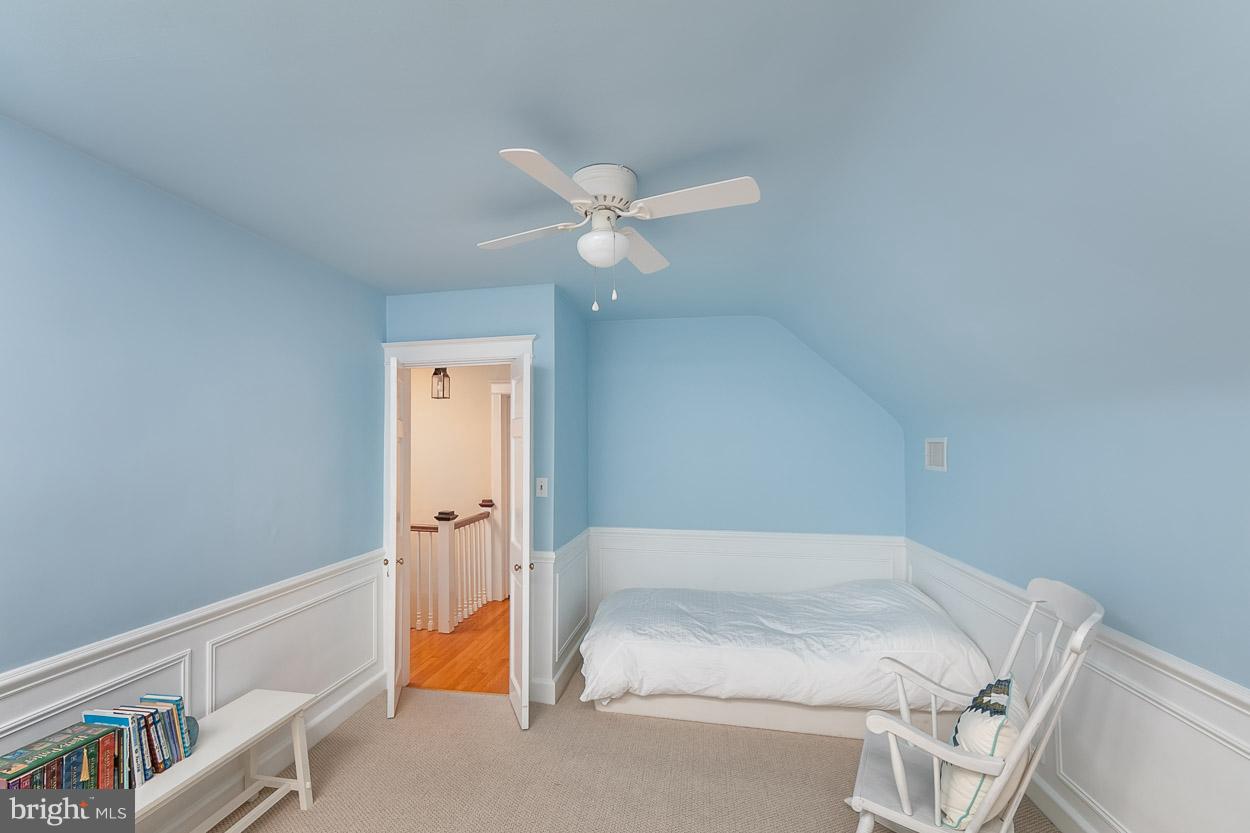 726 Anneslie Road Baltimore, MD 21212 - Photo 26 of 45 Large bedrooms with charming ceiling details.