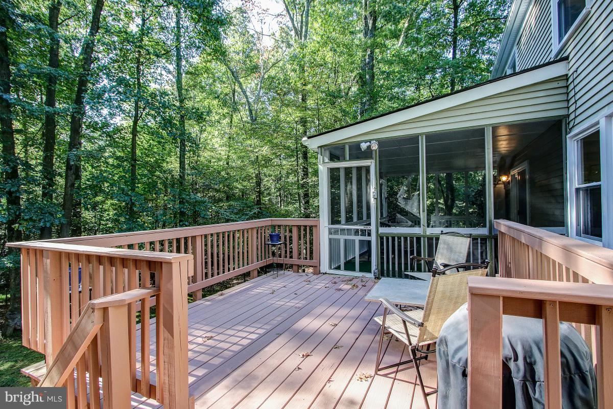 11413 Running Cedar Road Reston, VA 20191 - Photo 14 of 30 Generous sized Deck extends outdoor living space