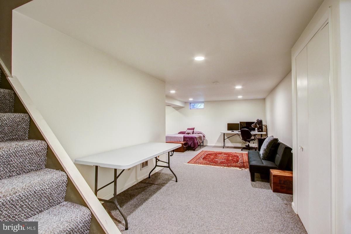 11413 Running Cedar Road Reston, VA 20191 - Photo 24 of 30 Lower Level offers much space for activities