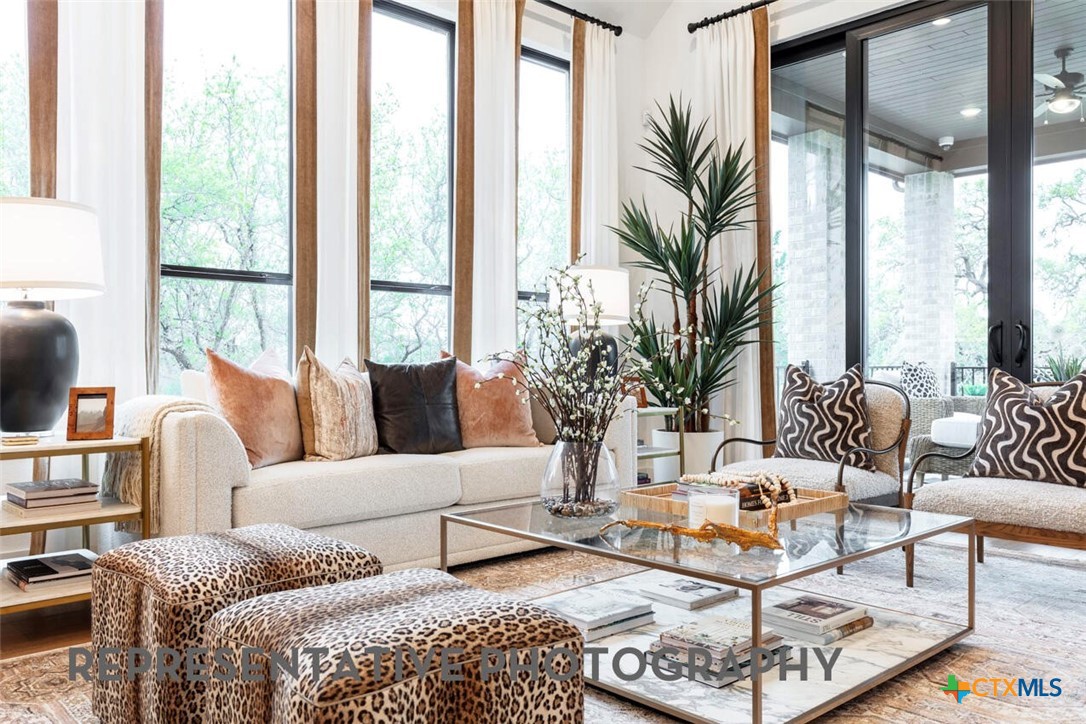 5735 Ryder Road New Braunfels, TX 78130 - Photo 13 of 47 Family Room