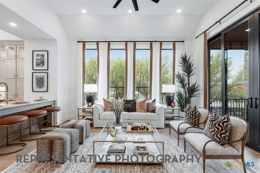 5735 Ryder Road New Braunfels, TX 78130 - Photo 3 of 47 Family Room