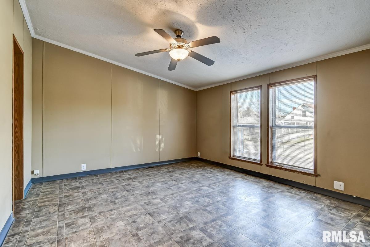 2237 North 3rd Street Springfield, IL 62702 - Photo 15 of 32