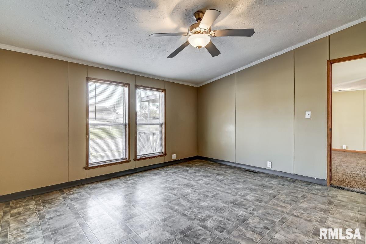 2237 North 3rd Street Springfield, IL 62702 - Photo 17 of 32