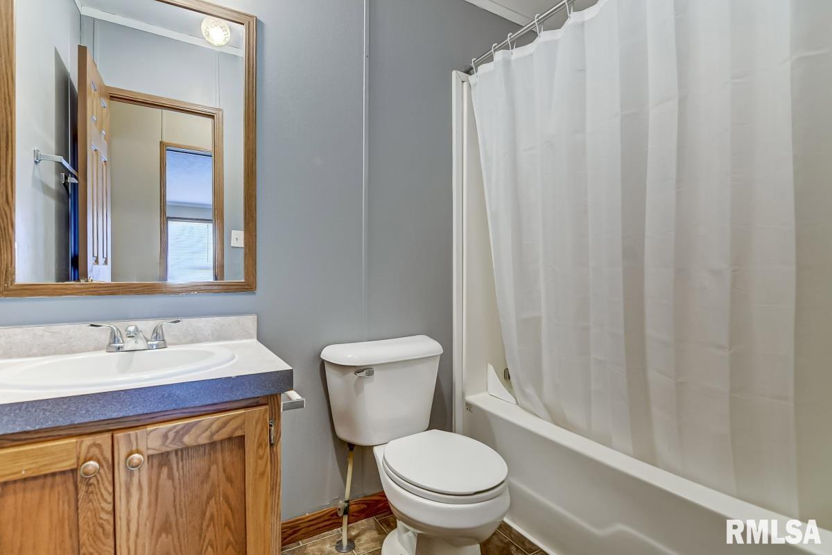 2237 North 3rd Street Springfield, IL 62702 - Photo 25 of 32