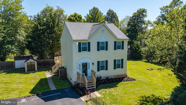 $715,000 | 15218 Sovereign Place, Chantilly, VA 20151