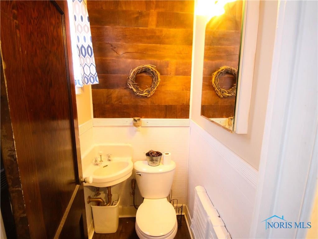 1926 Shenandoah Road Toledo, OH 43607 - Photo 3 of 11 Gallery Image 3