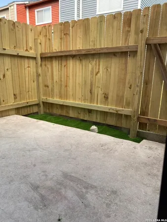 $1,425 | 1915 Crossgate Park, San Antonio, TX 78247