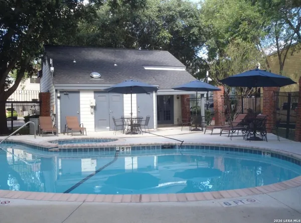 $1,425 | 1915 Crossgate Park, San Antonio, TX 78247