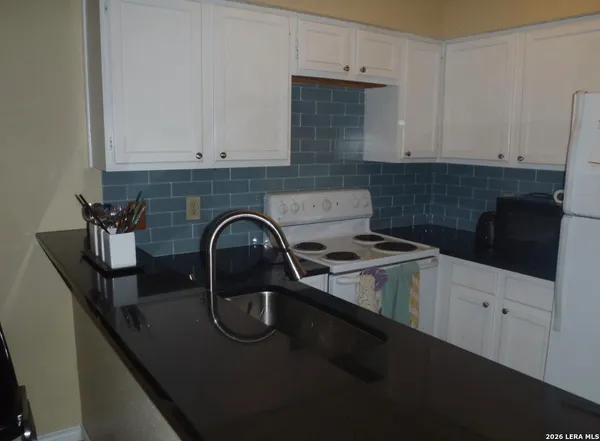 $1,425 | 1915 Crossgate Park, San Antonio, TX 78247