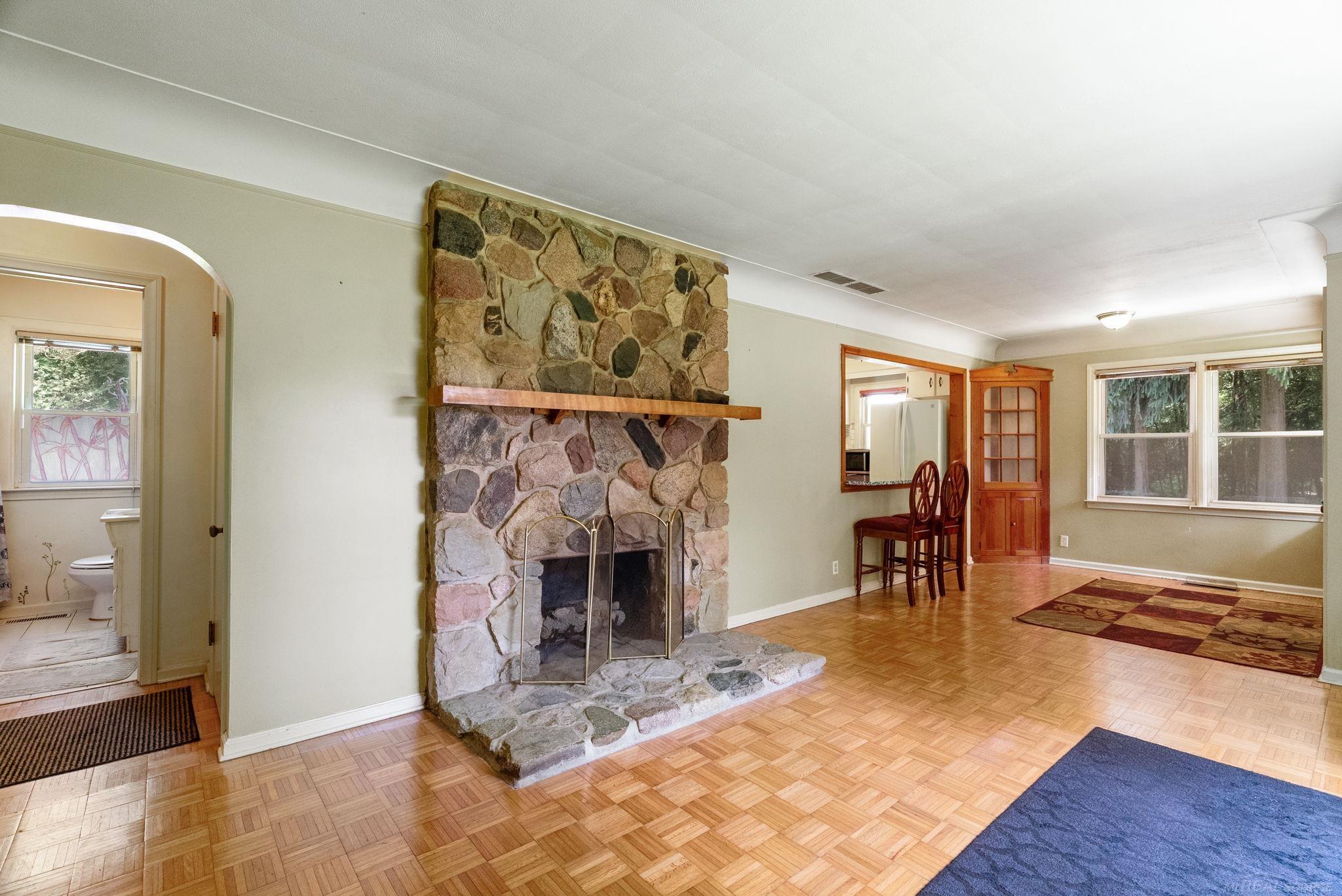 2630 Lakeshore Road Applegate, MI 48401 - Photo 8 of 39