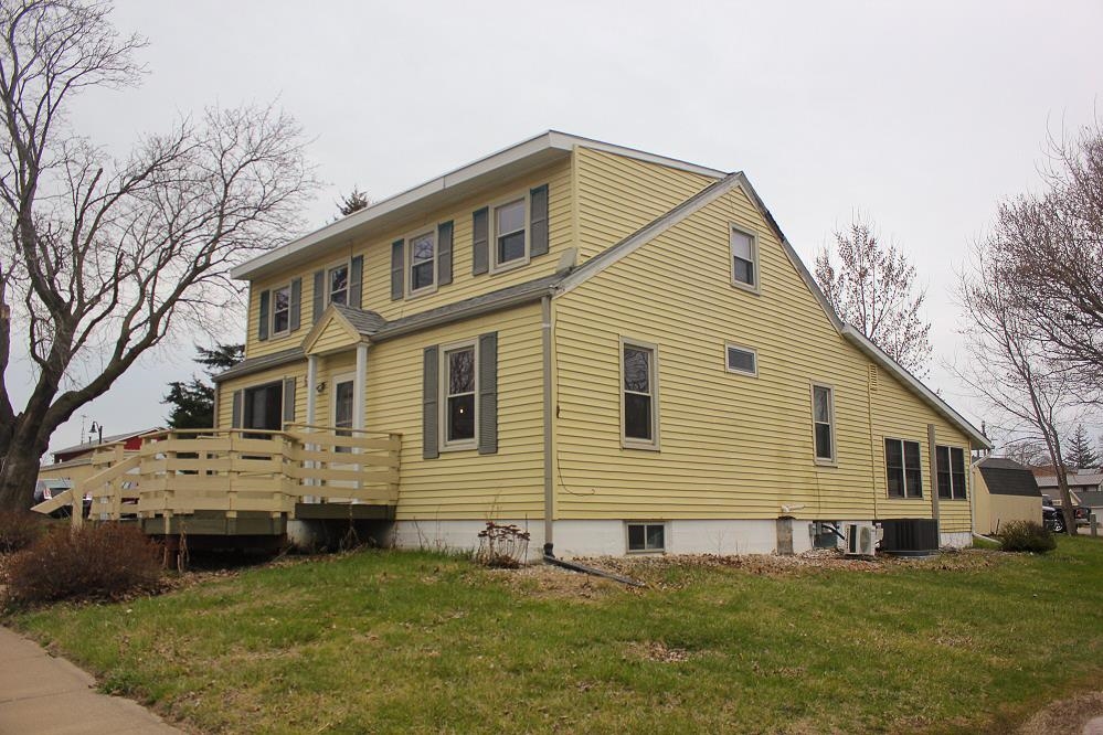 63 Bean Street Road Benton, WI 53803 - Photo 1 of 1 Gallery Image 1