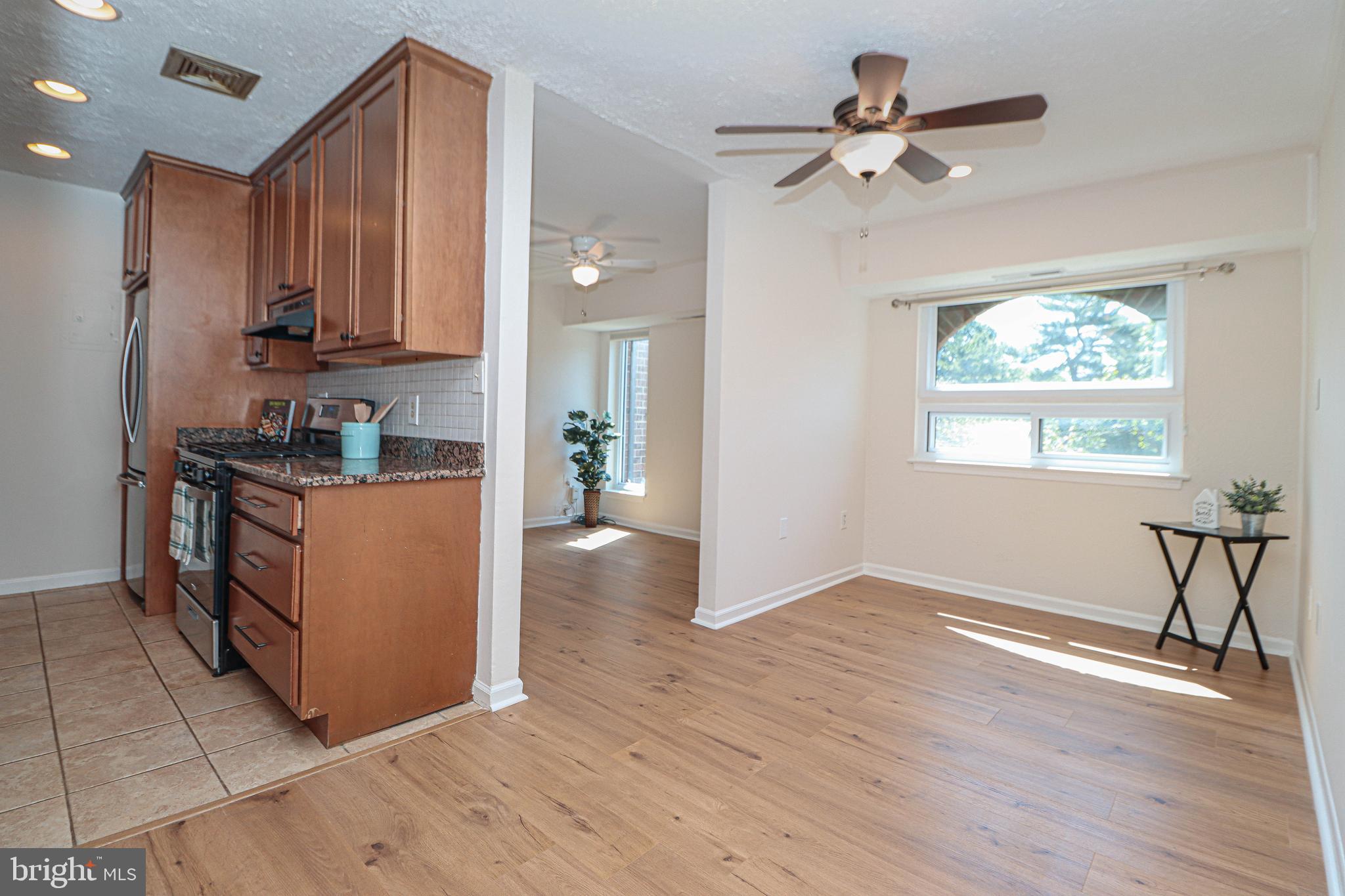 140 Georgetown Road, Unit 10 Annapolis, MD 21403 - Photo 16 of 43 Kitchen