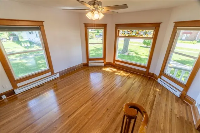 $349,000 | 308 South Hughes Street, Hamilton, MO 64644