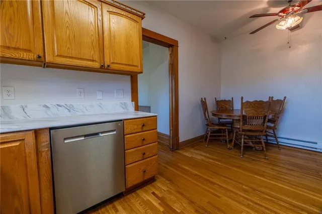 $349,000 | 308 South Hughes Street, Hamilton, MO 64644