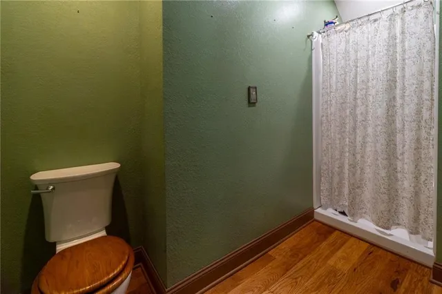 $349,000 | 308 South Hughes Street, Hamilton, MO 64644