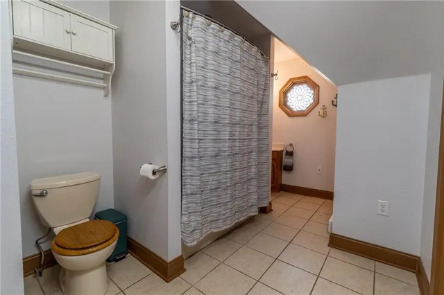 $349,000 | 308 South Hughes Street, Hamilton, MO 64644