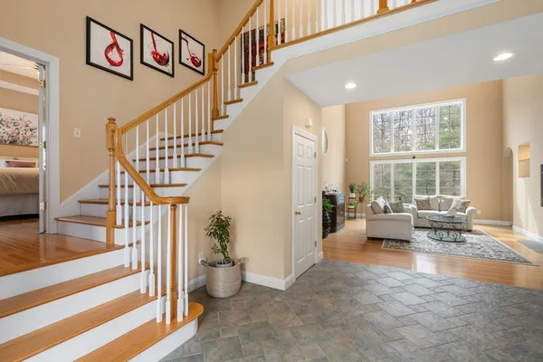 $975,000 | 22 Mystic Valley Lane, Uxbridge, MA 01569