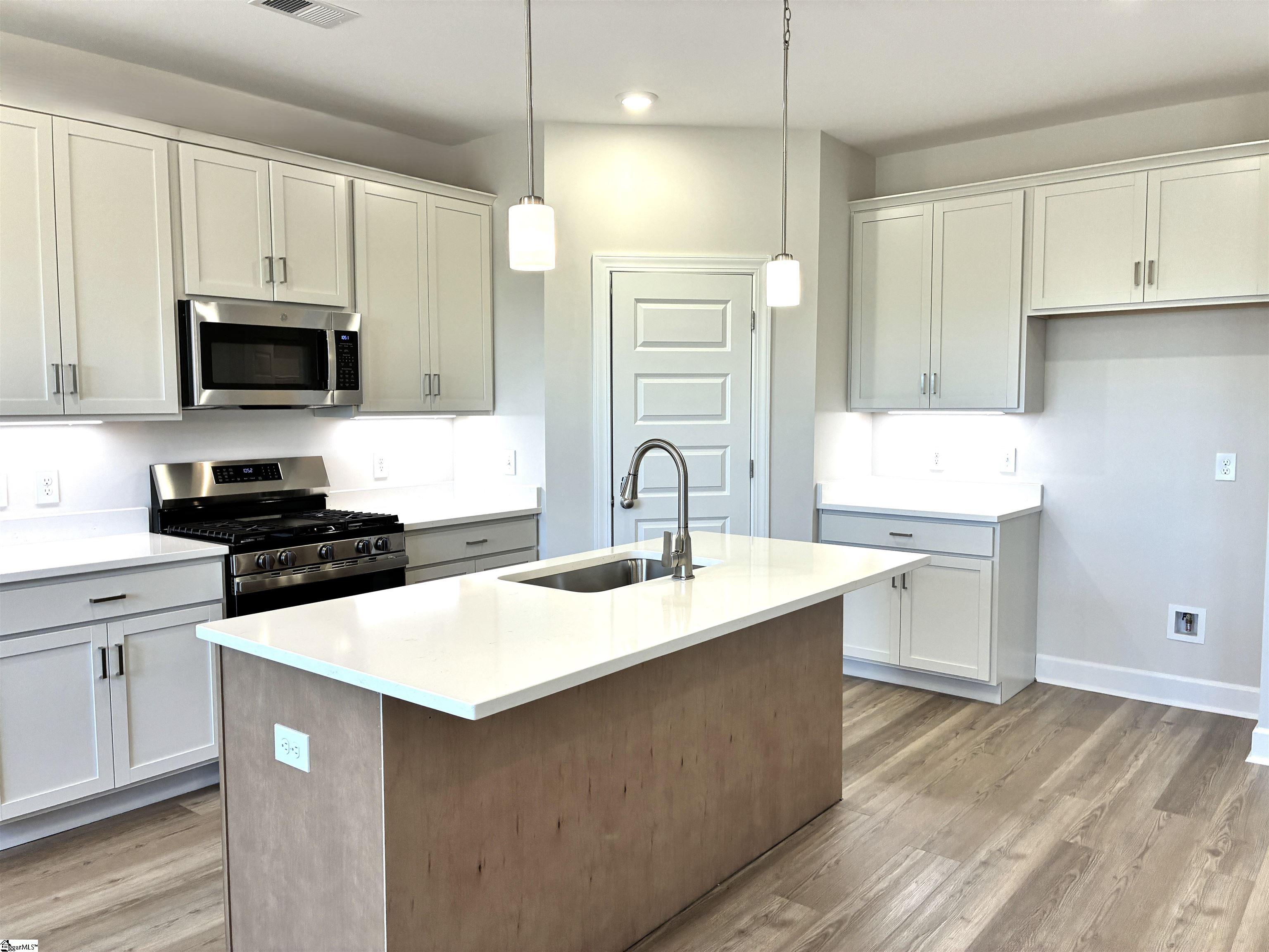 308 Blaine Court Greenville, SC 29607 - Photo 7 of 25